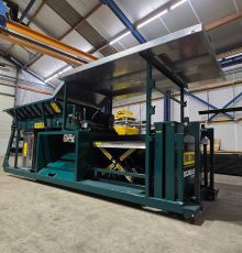 02 blom opmeer restone elektrische palletiseer unit machinaal straten